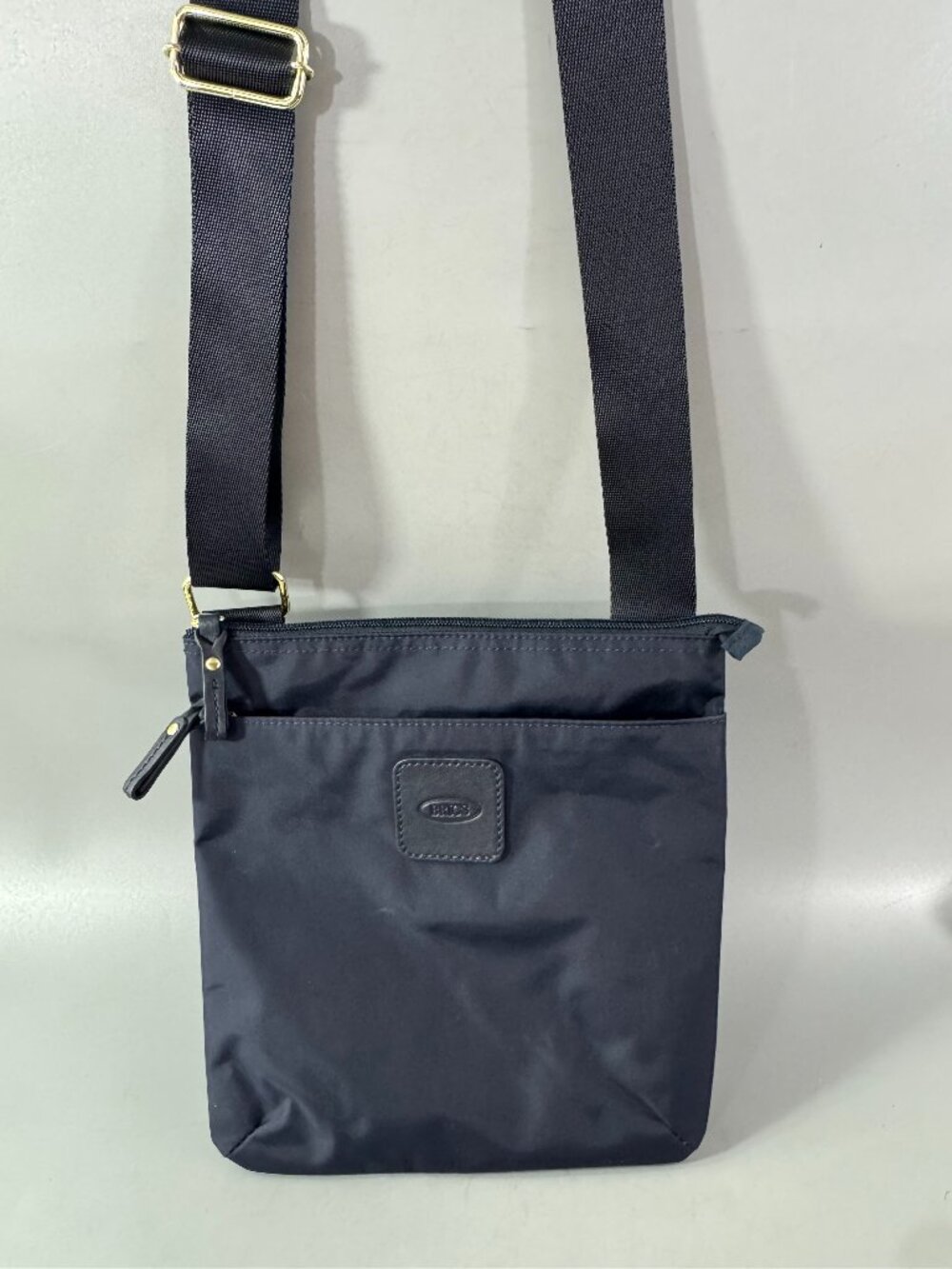 NWOT Bric's USA X-bag Urban Envelope Crossbody, Dark Blue